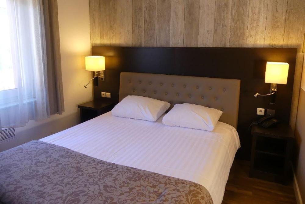 Hotel De Maaskant Maaseik Eksteriør billede