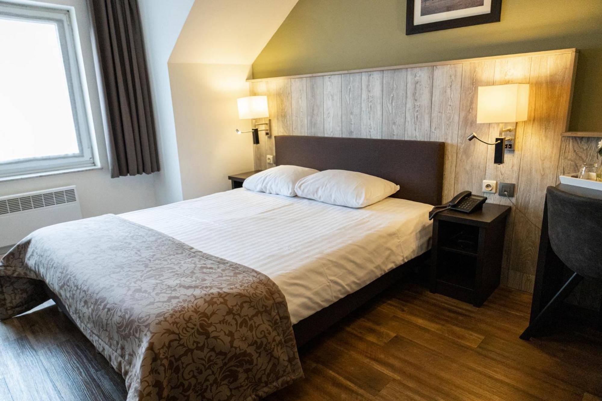 Hotel De Maaskant Maaseik Eksteriør billede